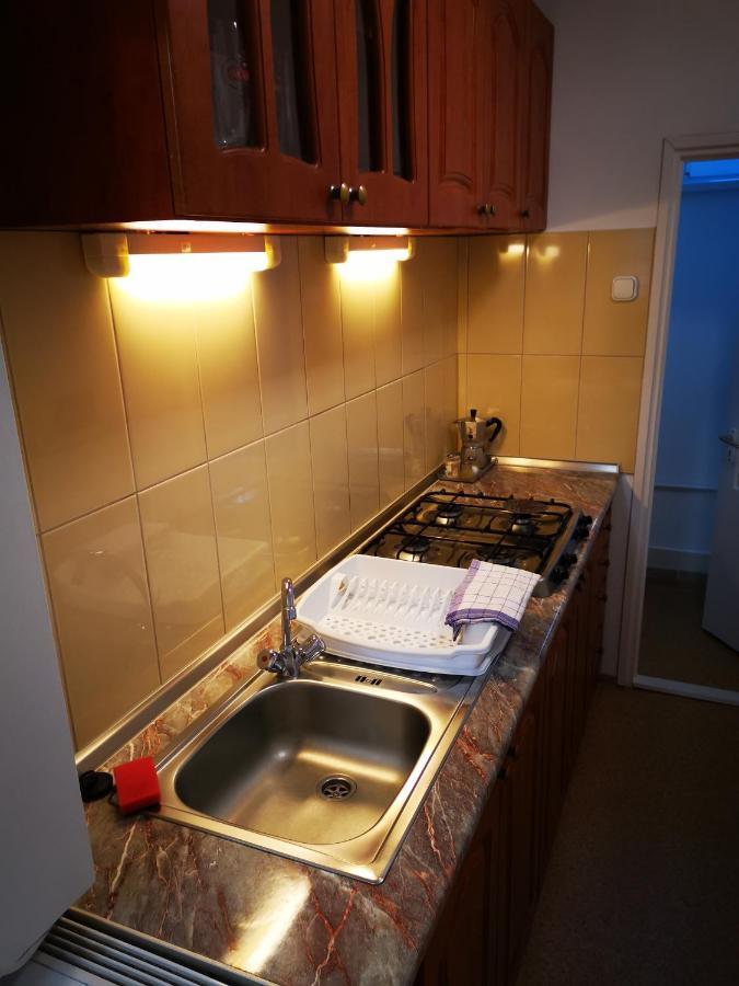 Mate Apartman Gyula Eksteriør billede