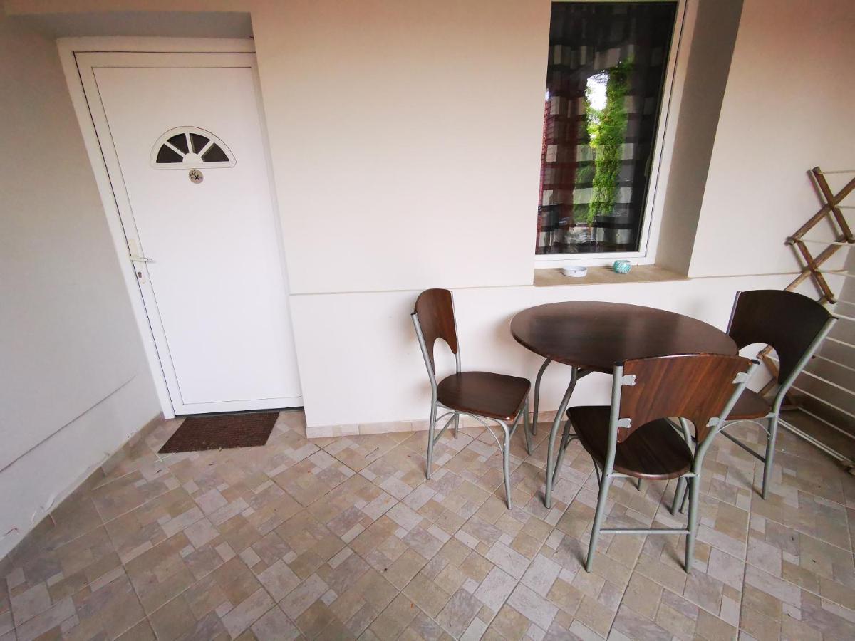 Mate Apartman Gyula Eksteriør billede